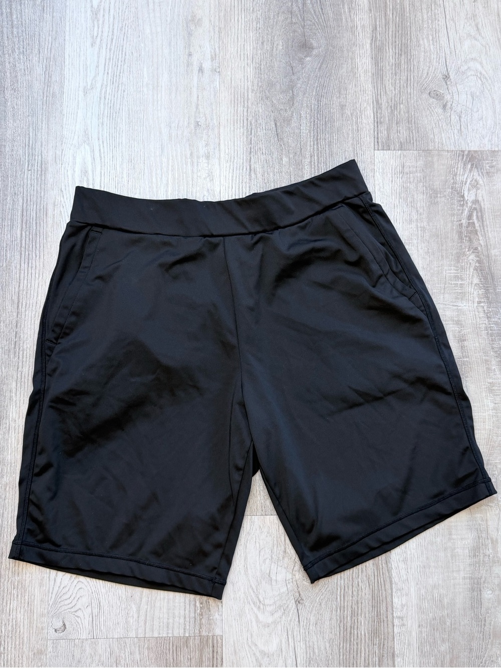 32 Degrees Cool Men’s Tech Performance Shorts Black Size XL